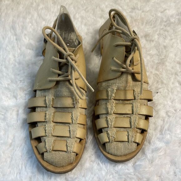 Blowfish Malibu beige faux leather and canvas lace up flats size8 - Picture 1 of 10